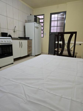 Edificio Hayannes - 01 quarto - cozinha - banheiro - garagem coberta
